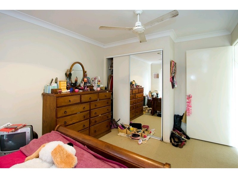 Crestmead QLD 4132