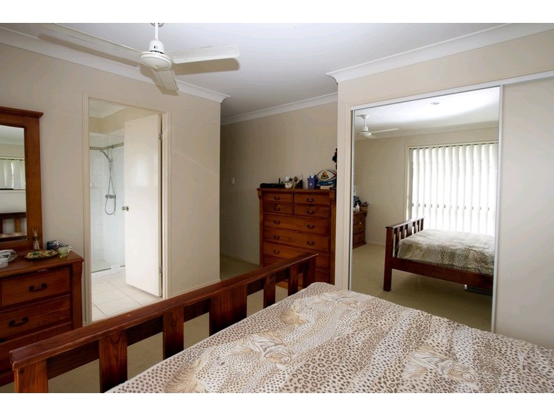 Crestmead QLD 4132