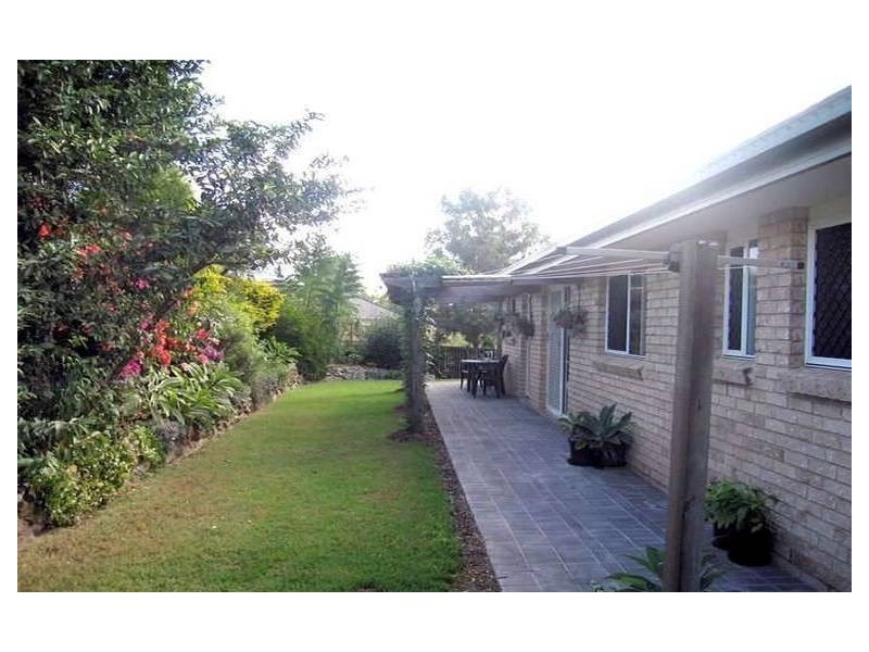 12 Rochelle Court, Edens Landing QLD 4207