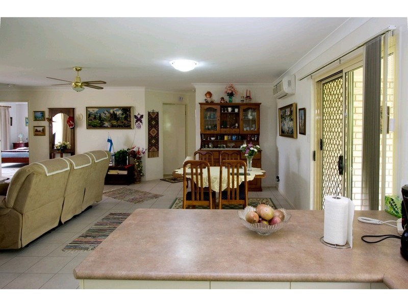 15 James Street, Crestmead QLD 4132