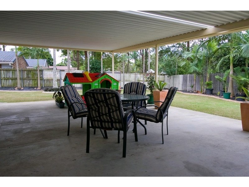 6 Ryan Street, Loganlea QLD 4131