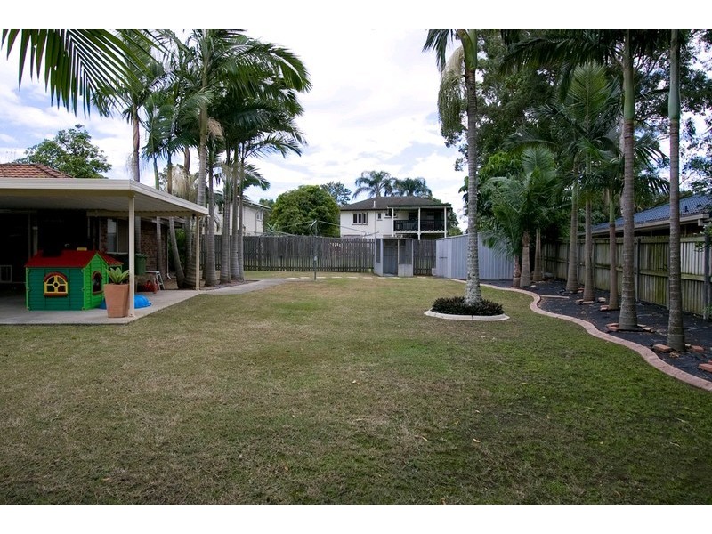6 Ryan Street, Loganlea QLD 4131