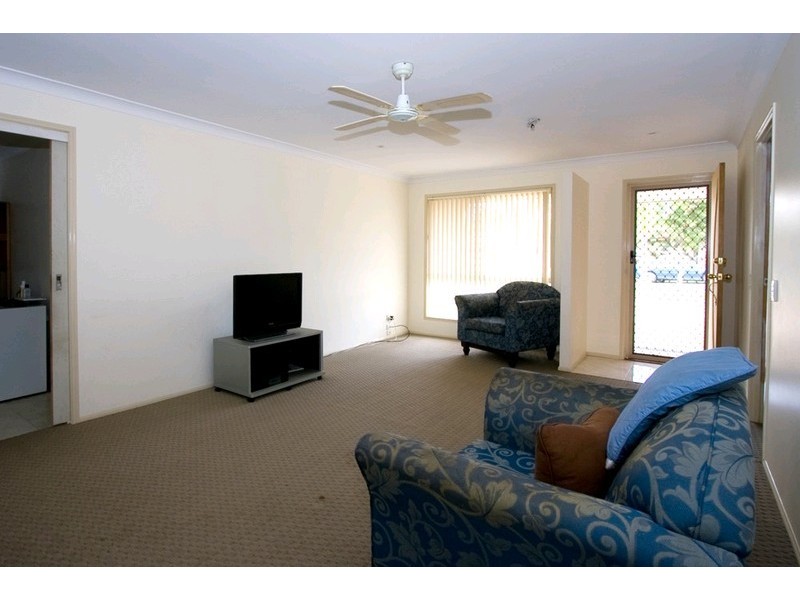 6 Ryan Street, Loganlea QLD 4131