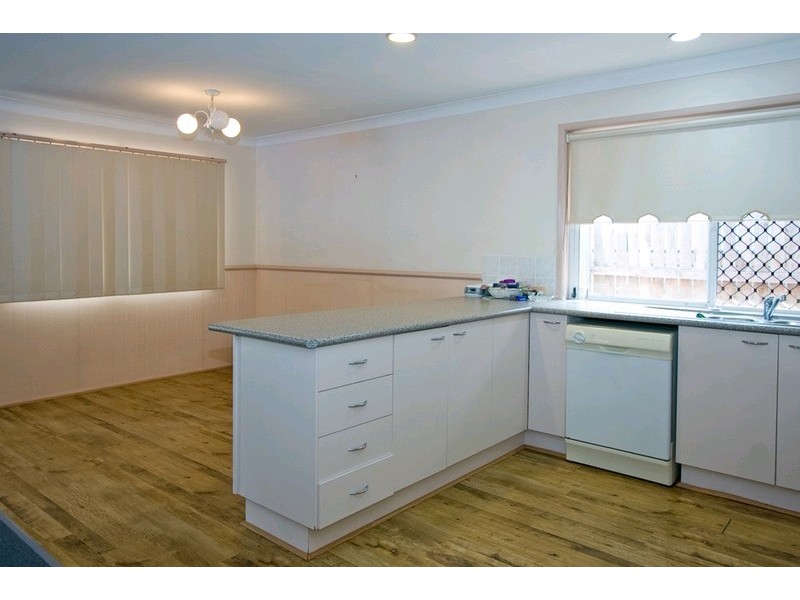 9 Kingfisher Close, Loganlea QLD 4131