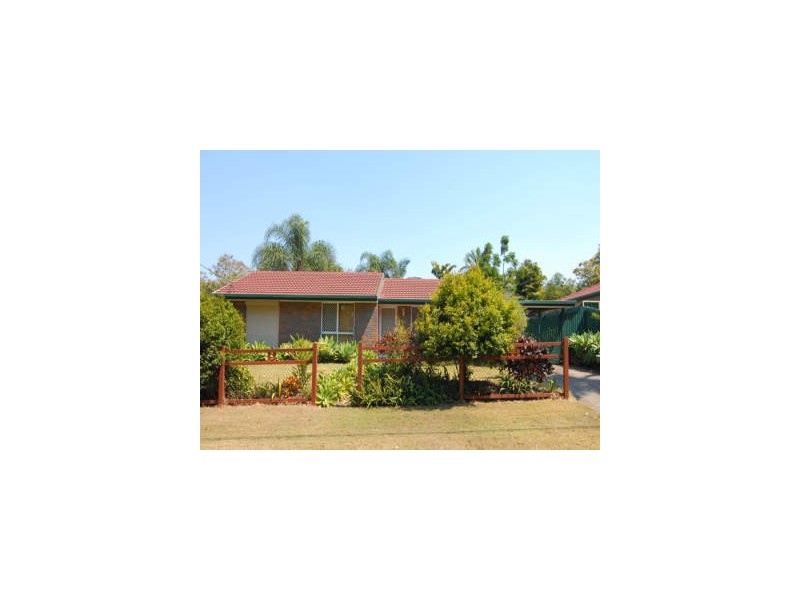8 Timperley Court, Marsden QLD 4132