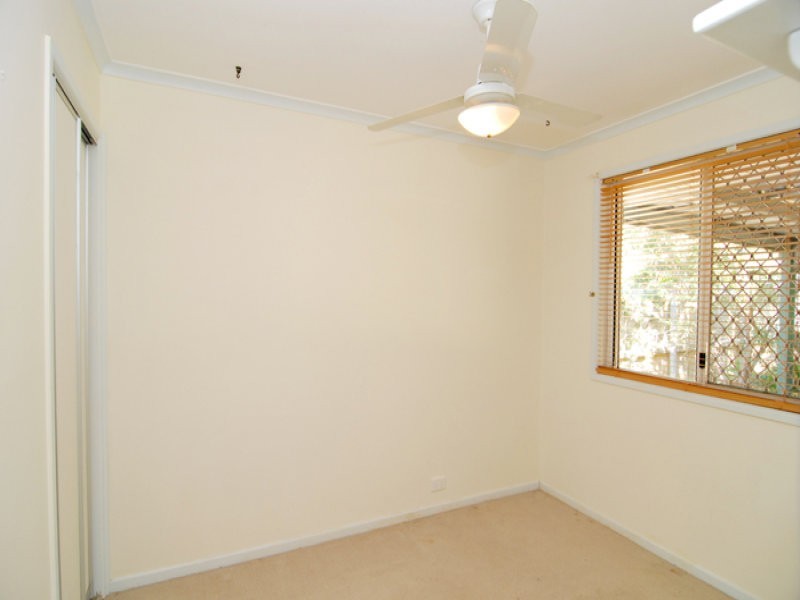 8 Timperley Court, Marsden QLD 4132