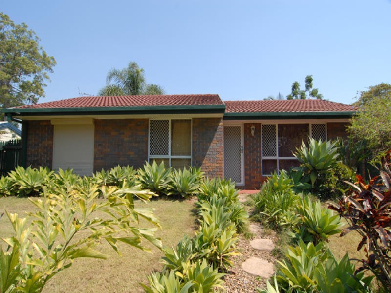 8 Timperley Court, Marsden QLD 4132