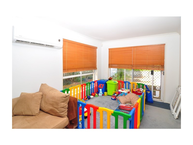 13 Nolan Place, Calamvale QLD 4116