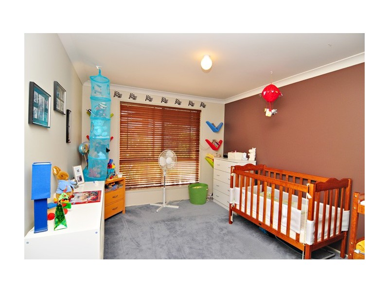 13 Nolan Place, Calamvale QLD 4116