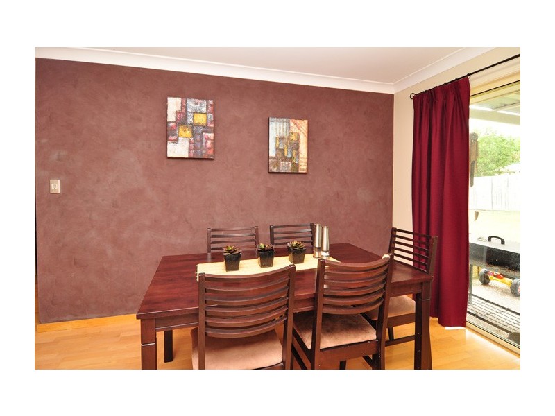 188 Holmview Road, Edens Landing QLD 4207