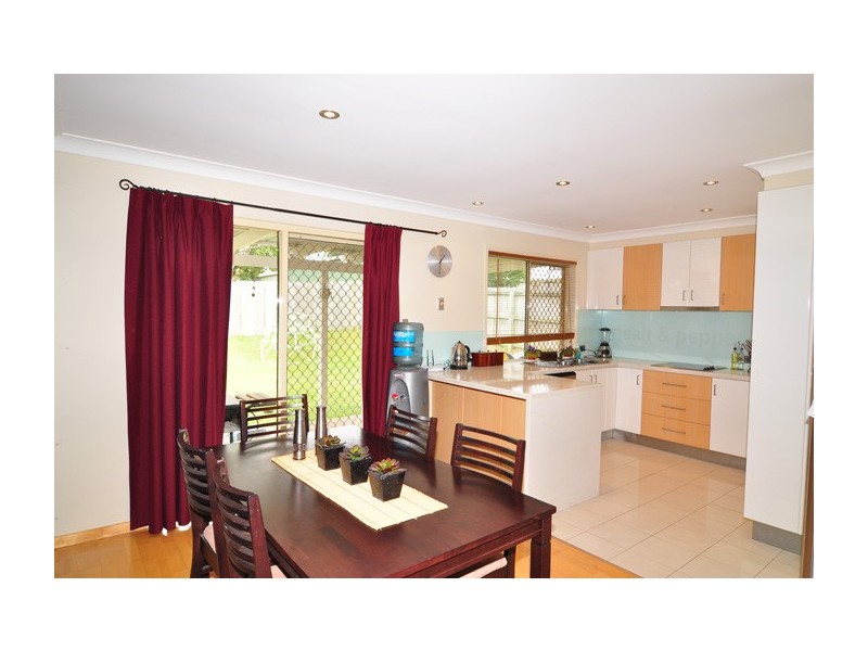 188 Holmview Road, Edens Landing QLD 4207