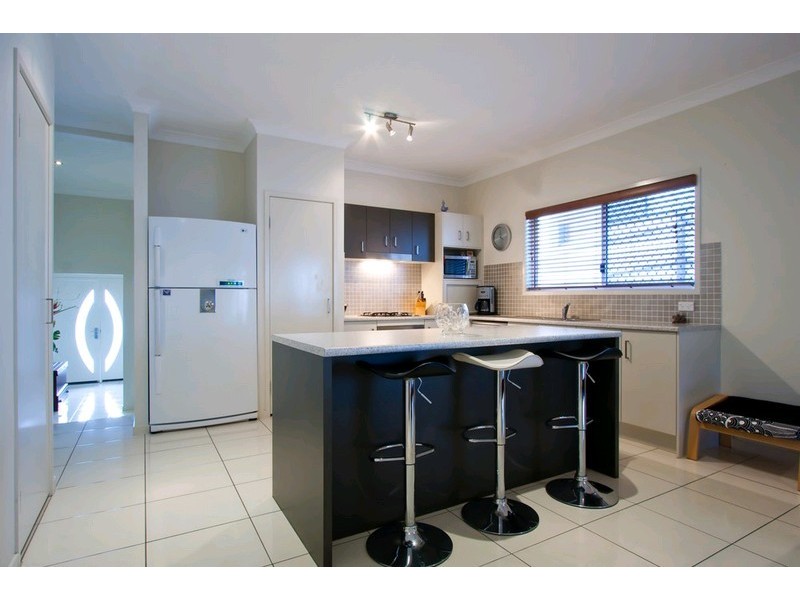 36 Woodlands Boulevard, Waterford QLD 4133