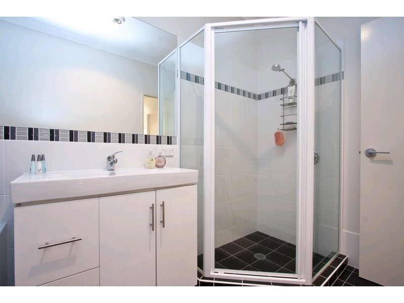 36 Woodlands Boulevard, Waterford QLD 4133