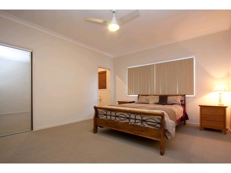 36 Woodlands Boulevard, Waterford QLD 4133