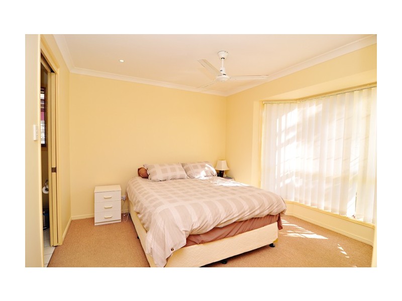 12 Paddies Crescent, Crestmead QLD 4132