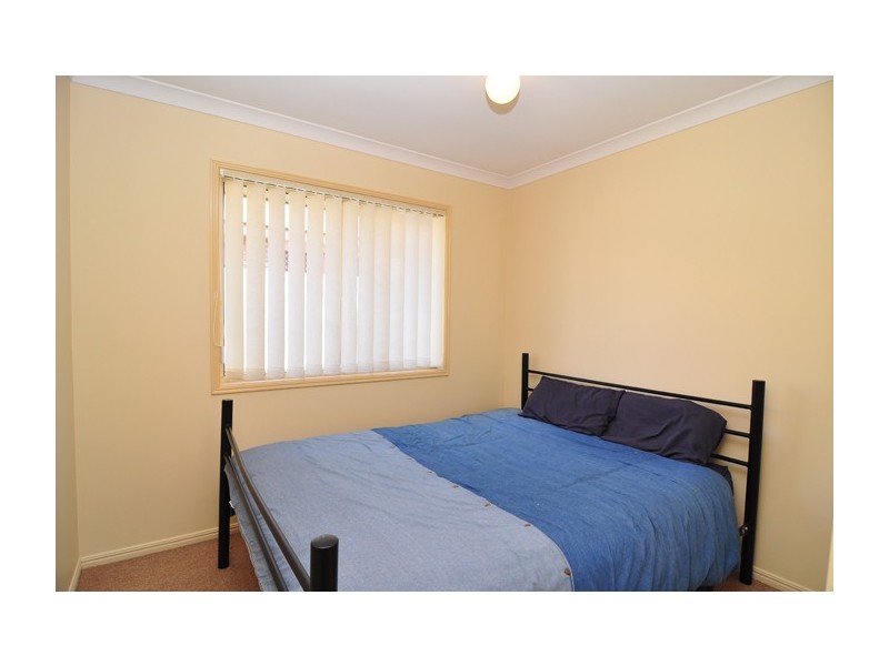 12 Paddies Crescent, Crestmead QLD 4132