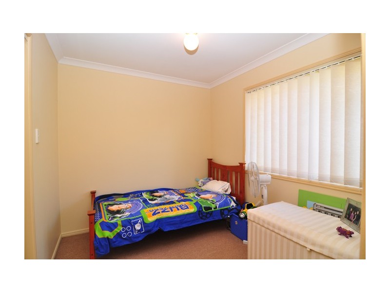 12 Paddies Crescent, Crestmead QLD 4132