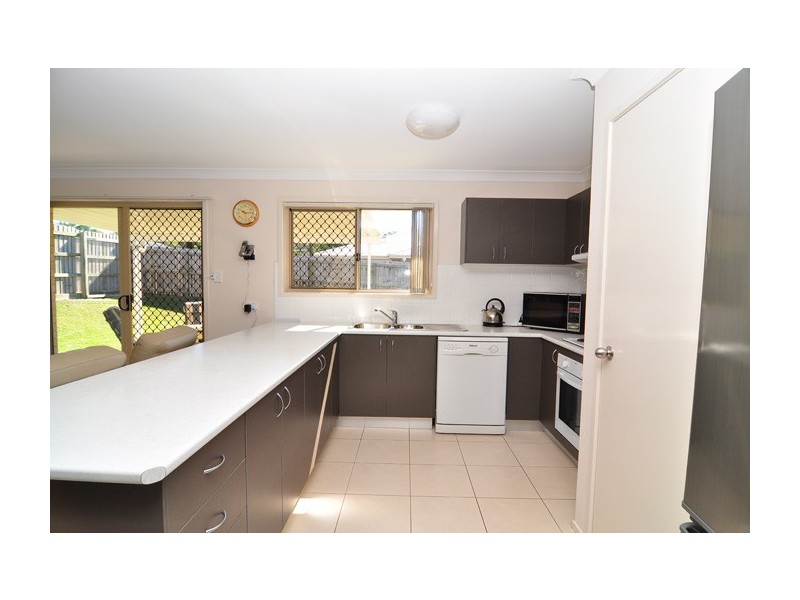 20 Sally Drive, Marsden QLD 4132