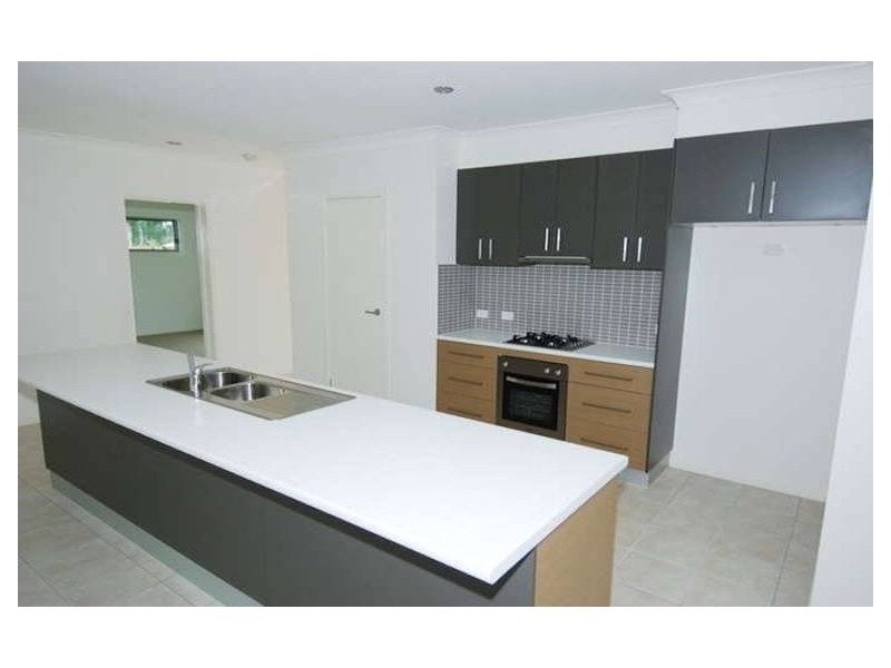 3 Kondalilla Terrace, Waterford QLD 4133