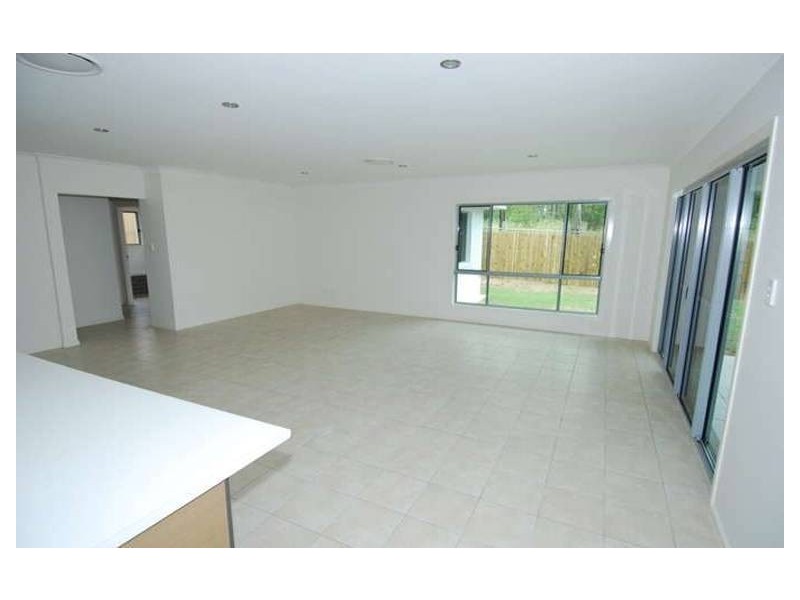 3 Kondalilla Terrace, Waterford QLD 4133