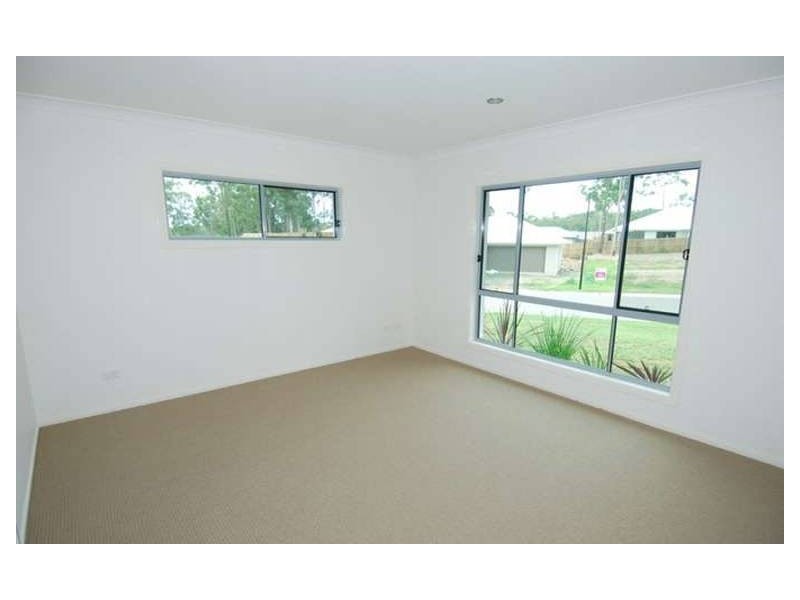 3 Kondalilla Terrace, Waterford QLD 4133