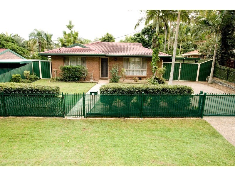 10 Timperley Court, Marsden QLD 4132