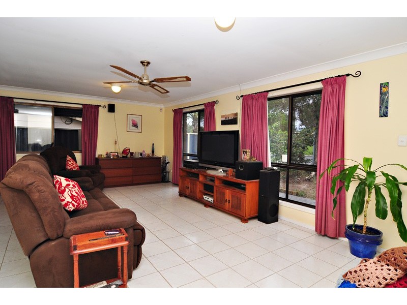 62 Trulson Drive, Crestmead QLD 4132