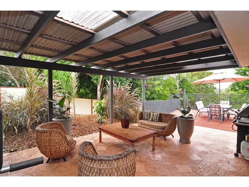 8 Kirkstall Street, Holmview QLD 4207