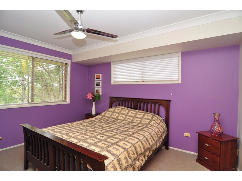 8 Kirkstall Street, Holmview QLD 4207