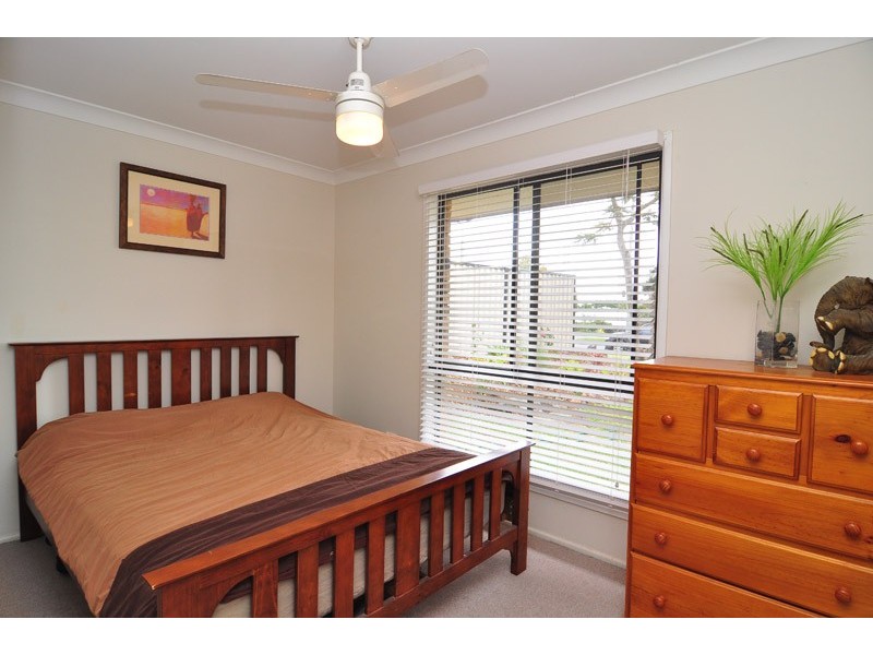 8 Kirkstall Street, Holmview QLD 4207