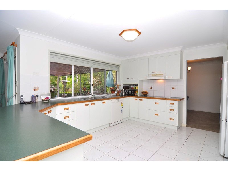 3 Michigan Crescent, Parkinson QLD 4115