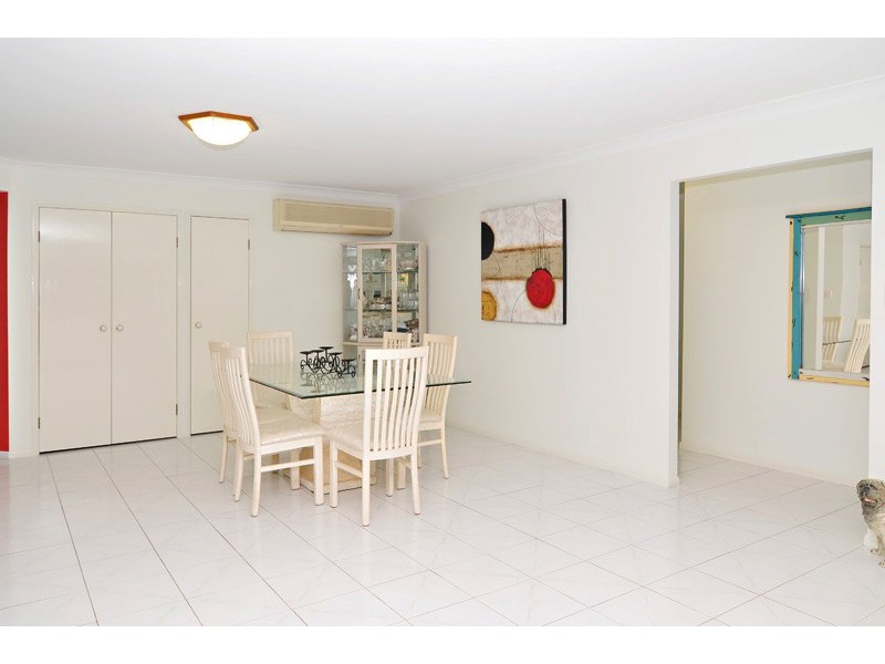 3 Michigan Crescent, Parkinson QLD 4115