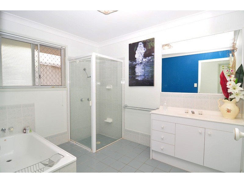 3 Michigan Crescent, Parkinson QLD 4115
