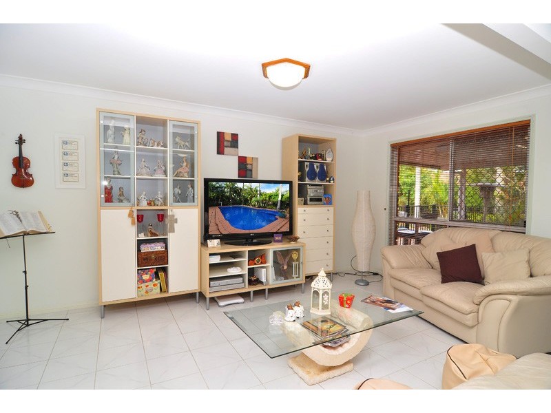 3 Michigan Crescent, Parkinson QLD 4115
