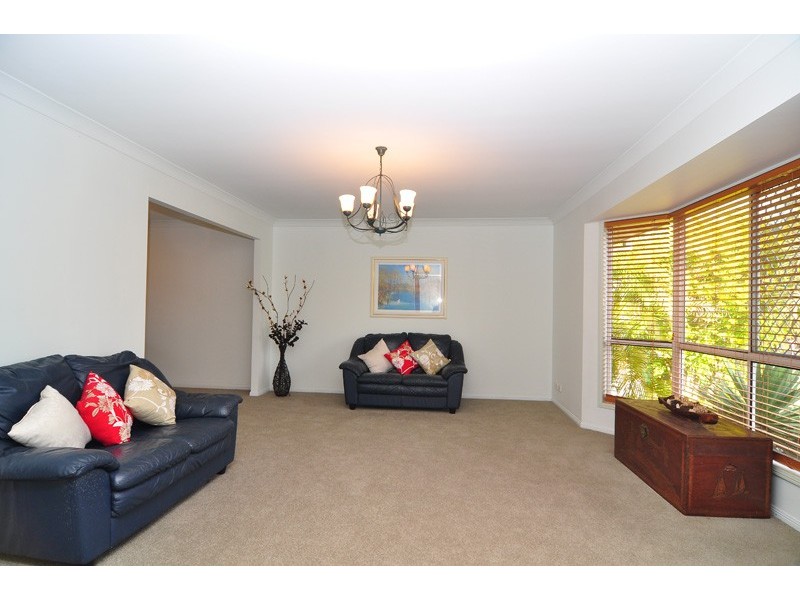 3 Michigan Crescent, Parkinson QLD 4115