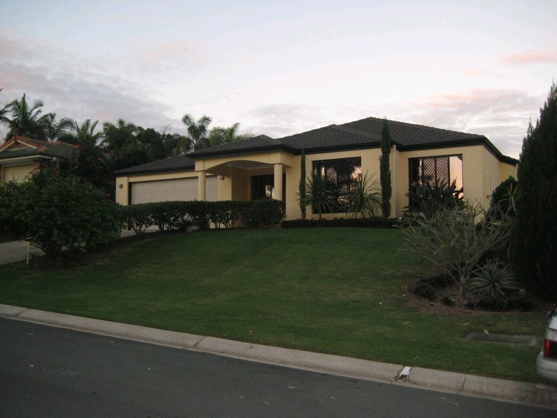 19 Yewleaf Place, Calamvale QLD 4116