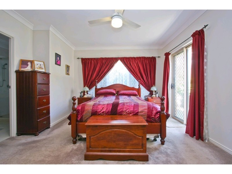 62 Woodlands Boulevard, Waterford QLD 4133