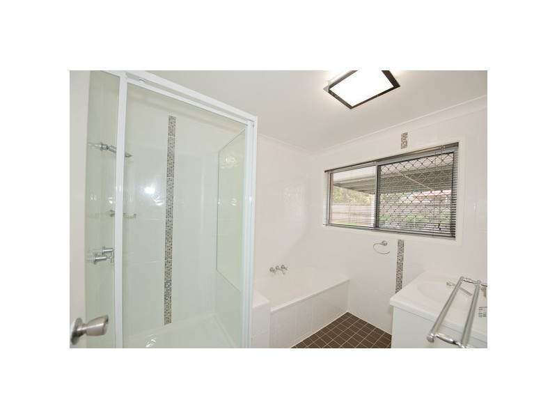 20 Spruce Street, Loganlea QLD 4131