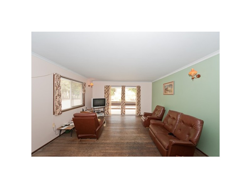 60 Rossmore Road, Logan Reserve QLD 4133