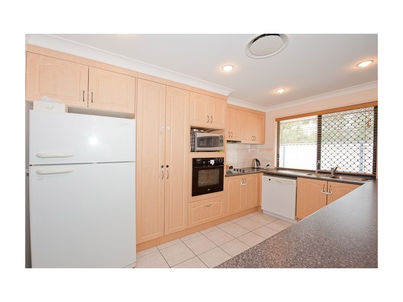 2 Clayton Court, Crestmead QLD 4132