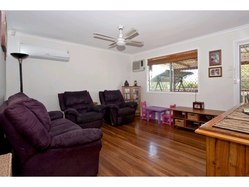 3 Sandalwood Street, Crestmead QLD 4132