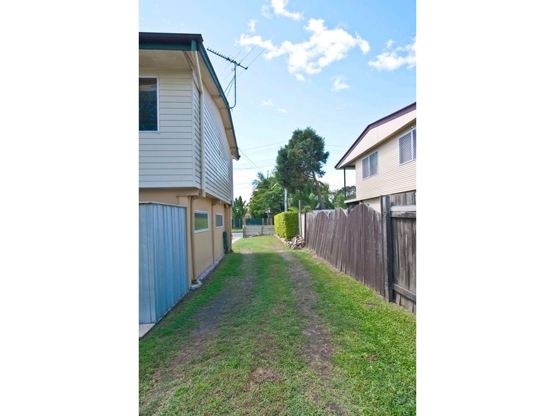 3 Sandalwood Street, Crestmead QLD 4132