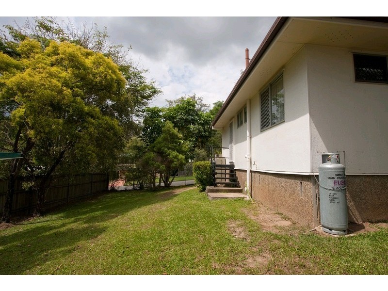 32 Sunrise Street, Beenleigh QLD 4207