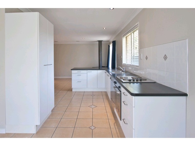 16 Lycoris Street, Crestmead QLD 4132