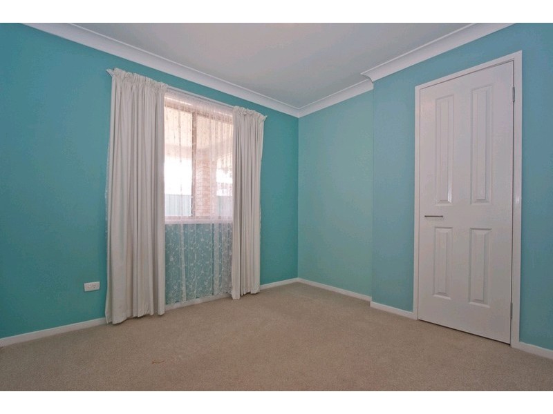 16 Lycoris Street, Crestmead QLD 4132