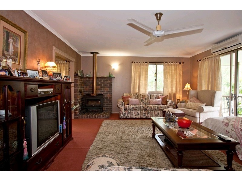 2 Loganview Road, Logan Reserve QLD 4133