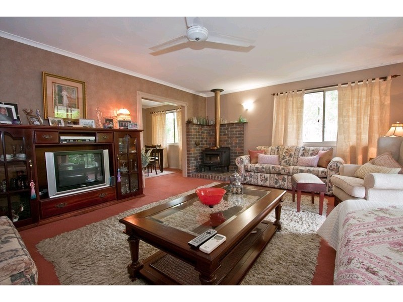 2 Loganview Road, Logan Reserve QLD 4133