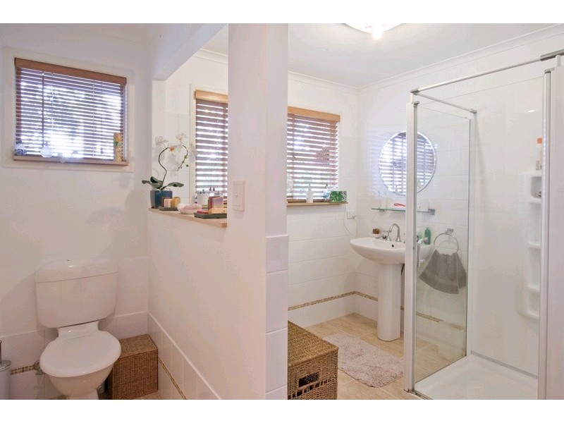 2 Loganview Road, Logan Reserve QLD 4133