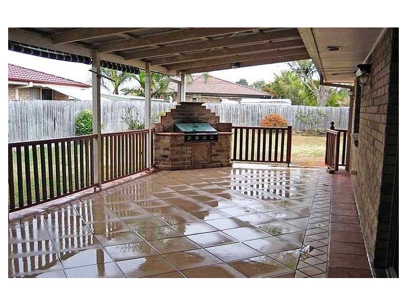 11 Meiland Place, Meadowbrook QLD 4131