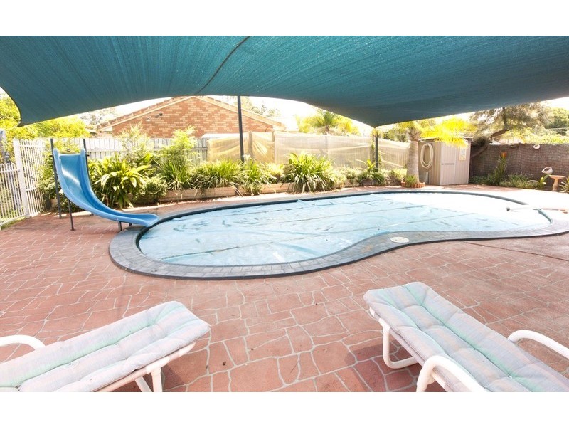 1 Lochore Court, Crestmead QLD 4132